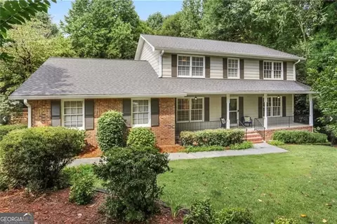 5038 Heatherdale Ln, Atlanta, GA 30360