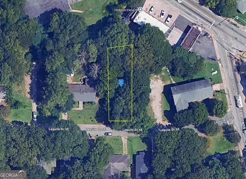 350 Laquita Dr SE, Atlanta, GA 30315