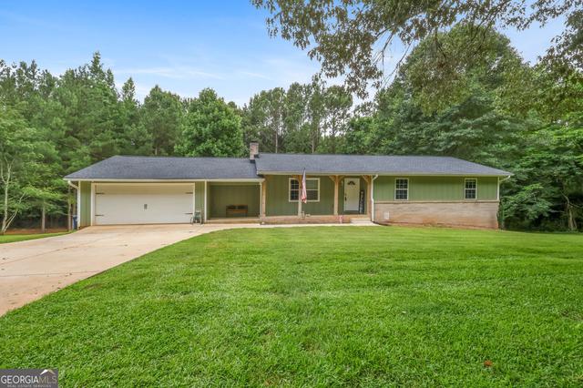 3966 W Mcintosh Rd, Griffin, GA 30223