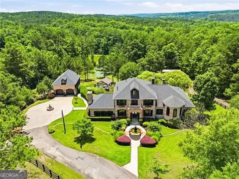 371 Pine Ridge Ln, Dallas, GA 30132
