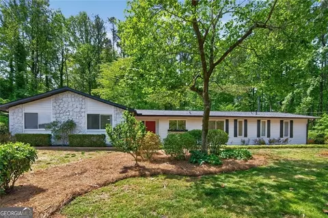 755 E Hembree Xing, Roswell, GA 30076