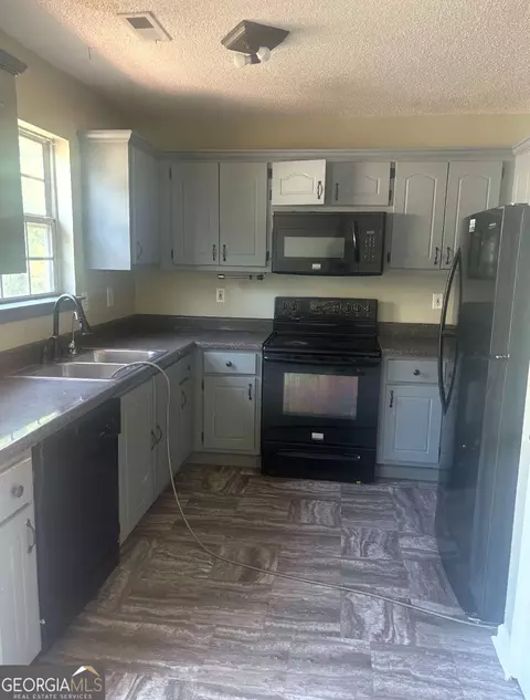 4445 Old Slate Rd, Ellenwood, GA 30294