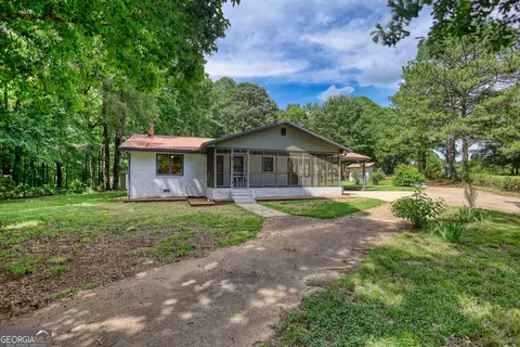 2217 Meadows Rd, Newborn, GA 30056