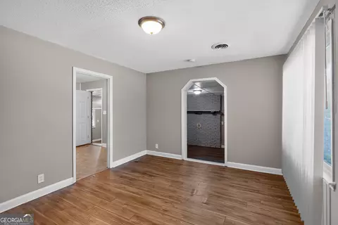 Living - 2124 Alfred Ln, Augusta, GA 30906 photo 1 of 1