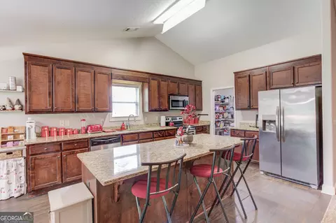 Kitchen - 154 Rolling Oaks Ln, Colbert, GA 30628 photo 1 of 3