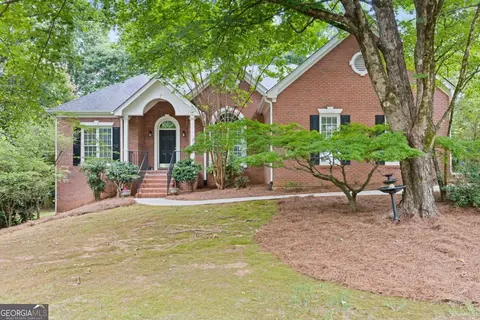 815 Cedar Creek Dr, Suwanee, GA 30024