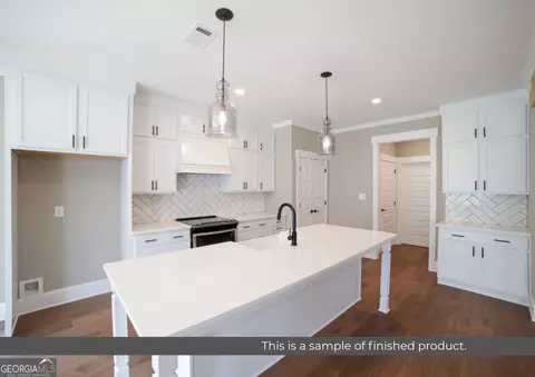 Kitchen - 1907 Hoods Mill Rd, Commerce, GA 30529 photo 1 of 1