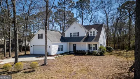 32 Steele Wood Dr, Richmond Hill, GA 31324