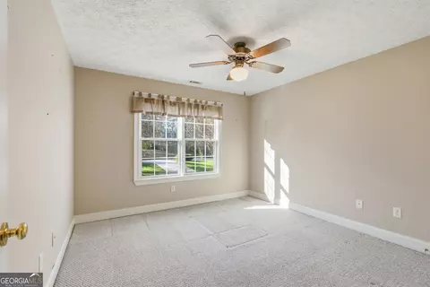 Bedroom - 180 Springbrook Dr, Cornelia, GA 30531 photo 6 of 9