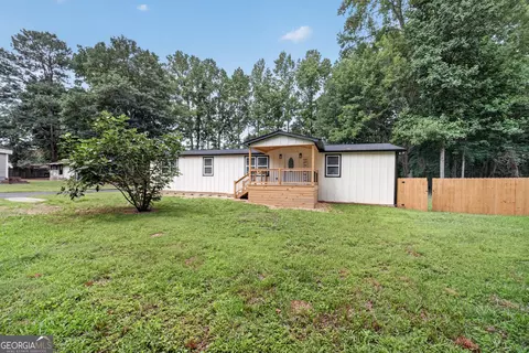 3955 Pecan St, Loganville, GA 30052