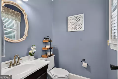 Bath - 314 W Yorktown Dr, Lagrange, GA 30240 photo 1 of 4