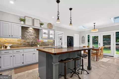 Kitchen - 314 W Yorktown Dr, Lagrange, GA 30240 photo 4 of 7