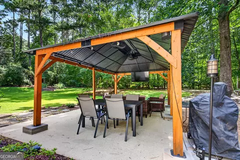 Exterior - 314 W Yorktown Dr, Lagrange, GA 30240 photo 7 of 11