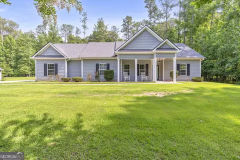 145 Emerald Hills Ln, Newnan, GA 30263