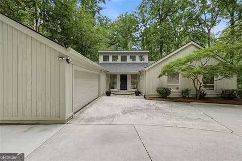4411 Kings Way NE, Marietta, GA 30067