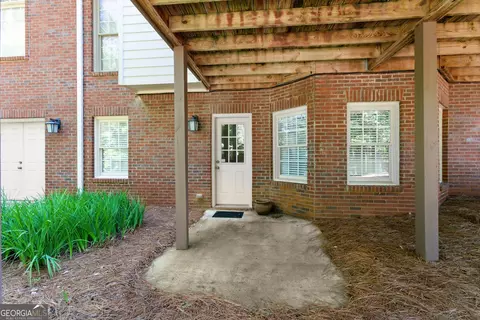 Exterior - 1030 Spring Lake Dr, Bishop, GA 30621 photo 5 of 5