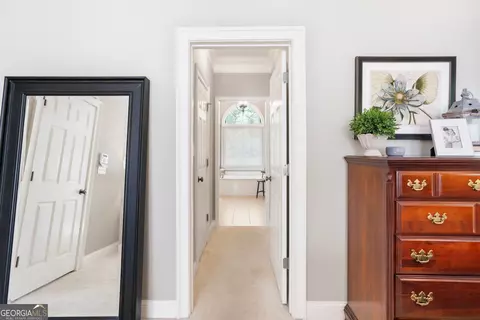 Entry Way - 1030 Spring Lake Dr, Bishop, GA 30621 photo 5 of 7