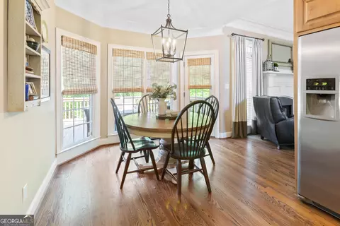Dining - 1030 Spring Lake Dr, Bishop, GA 30621 photo 3 of 3