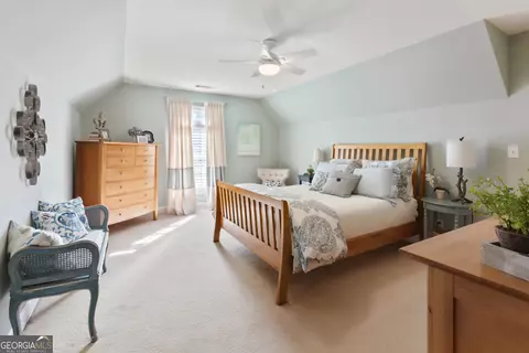 Bedroom - 1030 Spring Lake Dr, Bishop, GA 30621 photo 7 of 12
