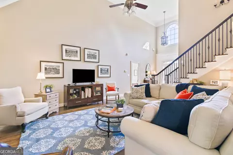 Living - 1030 Spring Lake Dr, Bishop, GA 30621 photo 2 of 2