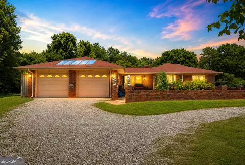 410 Tower Rd, Martin, GA 30557