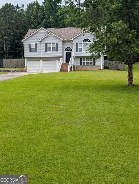 156 Diamond Ct, Carrollton, GA 30116
