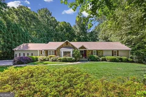 1530 Woodstock Rd, Roswell, GA 30075
