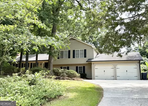 234 Devant Pl SW, Lilburn, GA 30047