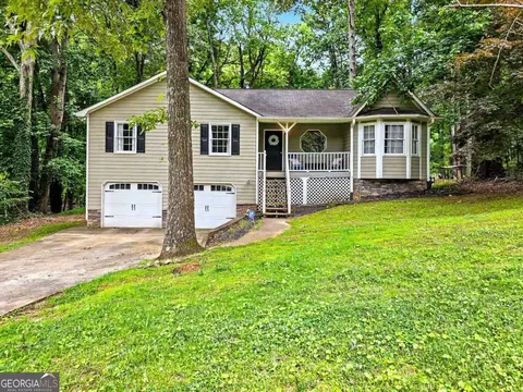 916 Little River Ln, Woodstock, GA 30189