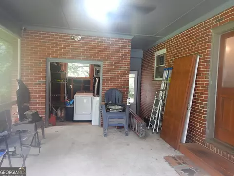 Exterior - 203 Spring St, Warner Robins, GA 31088 photo 3 of 8