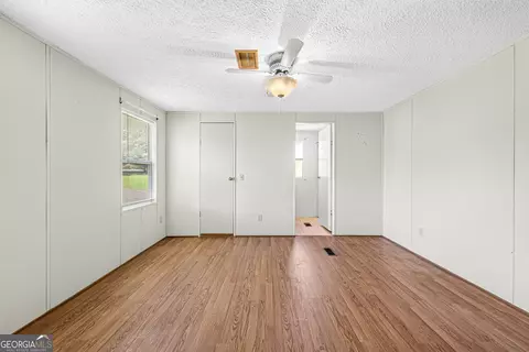 Bedroom - 451 Defoor Rd, Toccoa, GA 30577 photo 6 of 11