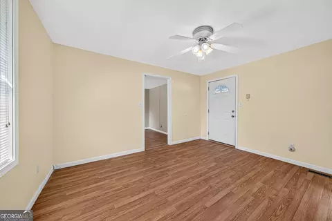 Living - 451 Defoor Rd, Toccoa, GA 30577 photo 10 of 10