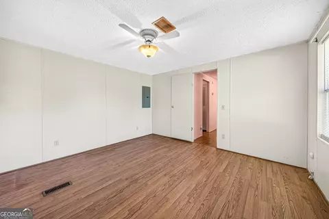 Bedroom - 451 Defoor Rd, Toccoa, GA 30577 photo 8 of 11