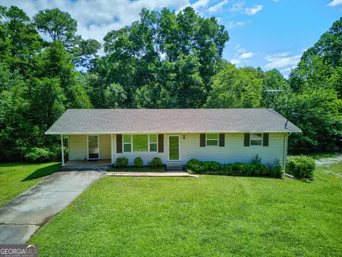 451 Defoor Rd, Toccoa, GA 30577