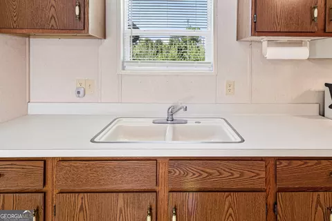 Kitchen - 451 Defoor Rd, Toccoa, GA 30577 photo 9 of 9