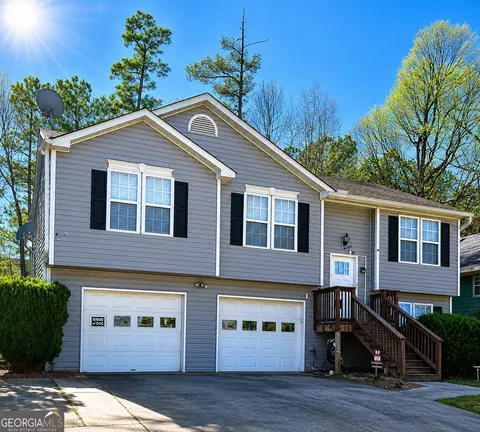 5700 Hollow Ridge Ln, Norcross, GA 30071