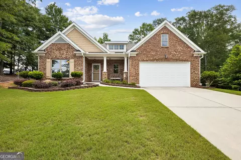 557 Butterfly Ln, Braselton, GA 30517