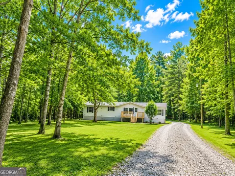 98 Jims Ln, Nicholson, GA 30565