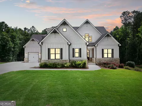 110 Whirlaway Ct, Forsyth, GA 31029