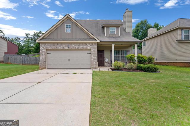 316 Maddi Grace Ct, Locust Grove, GA 30248