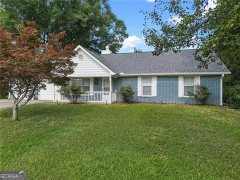 24 Green Acre Ln, Cartersville, GA 30121