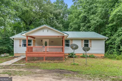 5552 Smithfield Rd, Bowdon, GA 30108