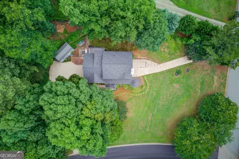 995 Thornwood Ln, Dacula, GA 30019