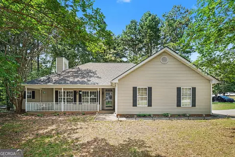 1857 High Green Dr, Statham, GA 30666