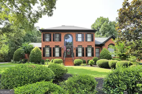 1700 Winding Creek Cir, Snellville, GA 30078