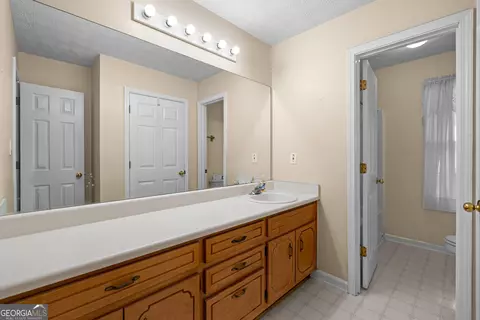 Bath - 110 Turner Creek Dr, Hampton, GA 30228 photo 3 of 6