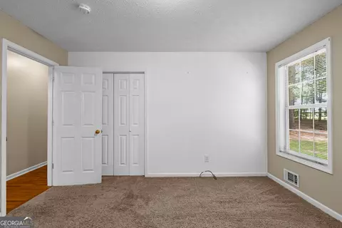 Bedroom - 110 Turner Creek Dr, Hampton, GA 30228 photo 8 of 12
