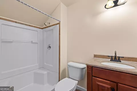 Bath - 110 Turner Creek Dr, Hampton, GA 30228 photo 6 of 6