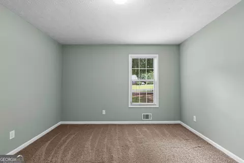 Bedroom - 110 Turner Creek Dr, Hampton, GA 30228 photo 4 of 12