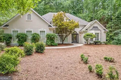199 Windermere Cir, Newnan, GA 30265